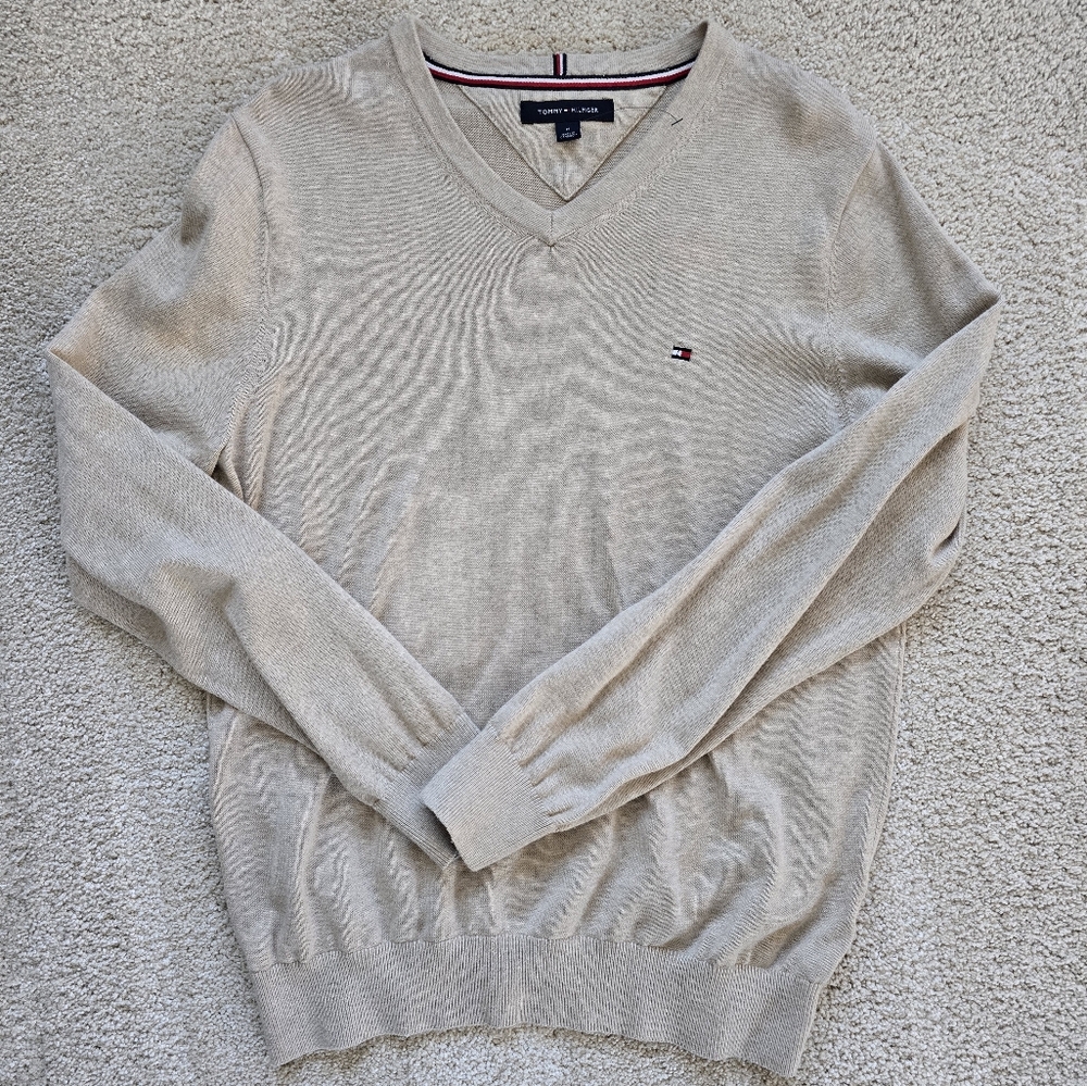 Tommy Hilfiger Beige V-Neck Sweater NWOT